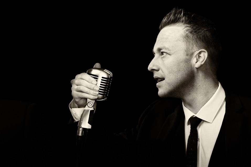 Swing Singer